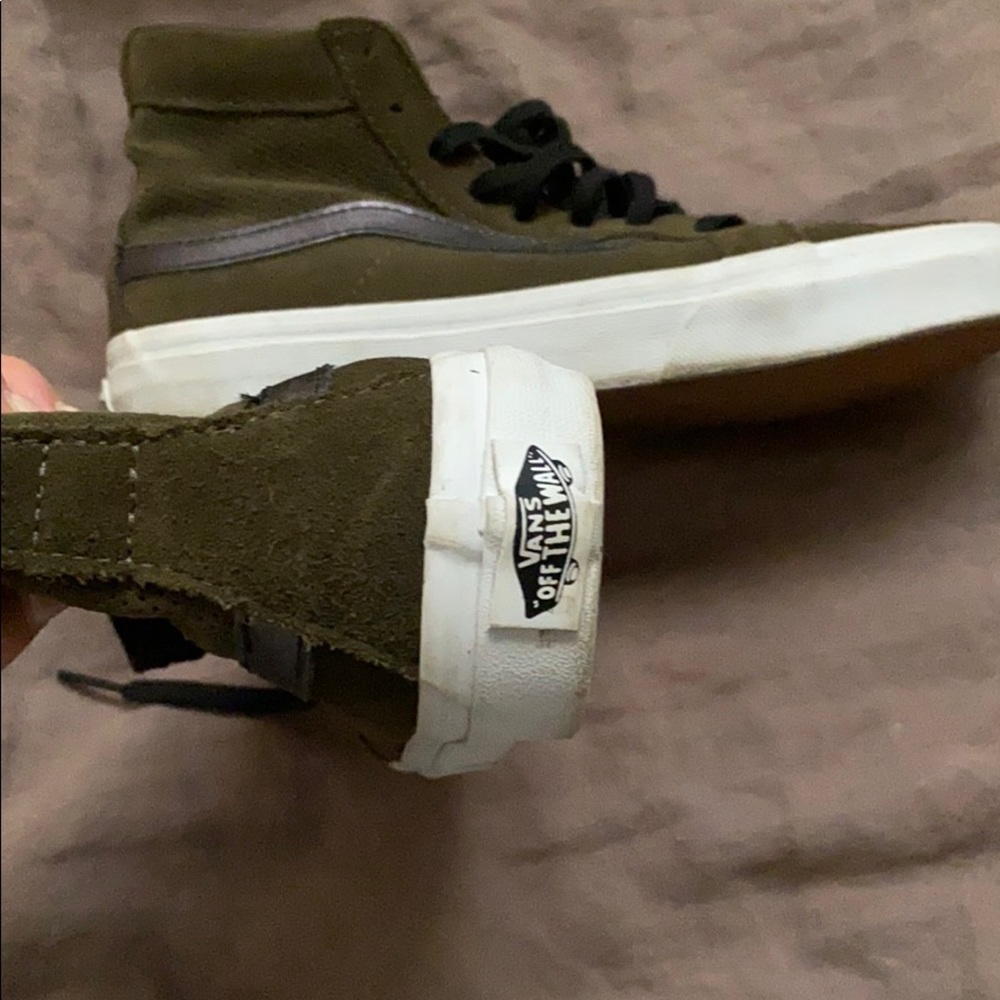 Vans - Picture 4 of 6